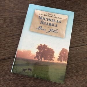Dear John by: Nicholas Sparks hardback book
